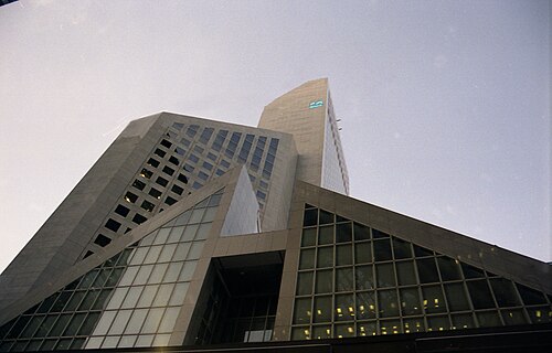 عرض الشارع