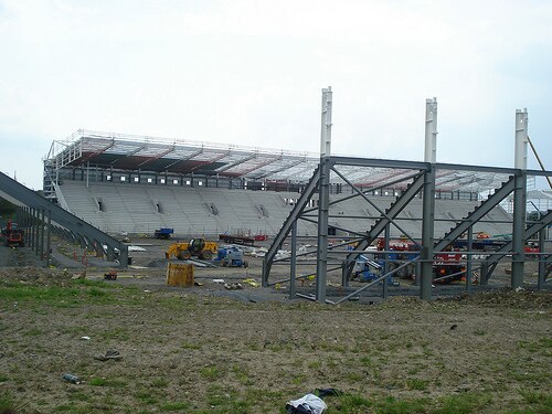 العمل 12 مايو 2008