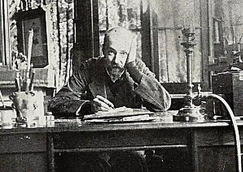 مصباح مكتبي غازي محمول (حوالي 1900-1910)