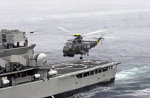 يمكن تسليح طائرة ASH-3D Sea King بصواريخ AM-39 Exocet.