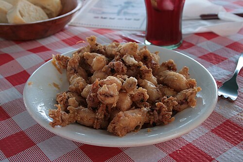 حبار صغير مقلي (إسبانيا)