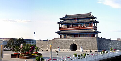 يونجدينجمن (永定门)