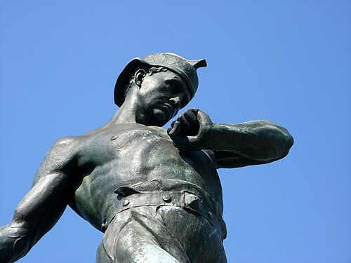 نصب اللواء جالوشا بينيباكر التذكاري (1921-1934)، لوجان سيركل، فيلادلفيا، الذي أنجزه ألبرت ليسل.