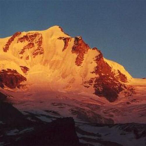 غران باراديسو عند غروب الشمس