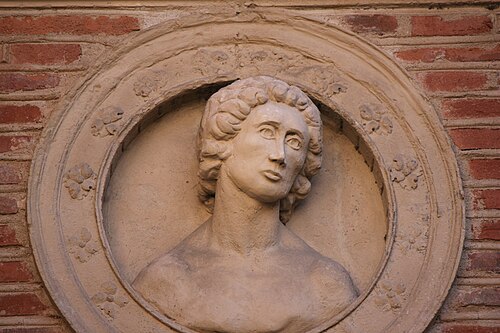 Hôtel du Vieux Raisin.