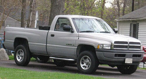 دودج رام 1500 كابينة عادية موديل 1994-1997