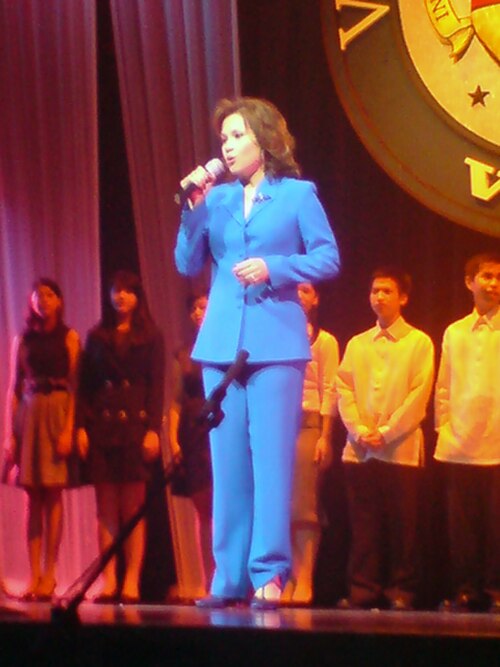 ليا سالونغا، (2013)