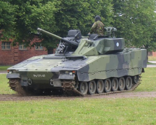 مركبة قتال المشاة الفنلندية CV9030FIN