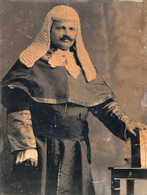 صورة لسيد حسن إمام.