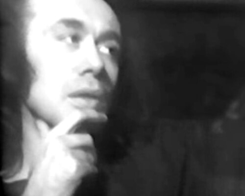 فيتو أكونشي خلال عرض فيديو عام 1973