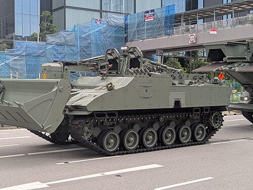 نسخة AEV من مركبة Hunter AFV في بروفة العرض العسكري بمناسبة اليوم الوطني لسنغافورة 2025