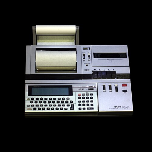 جهاز كمبيوتر جيب PB-770، مع قاعدة توصيل FA-11
