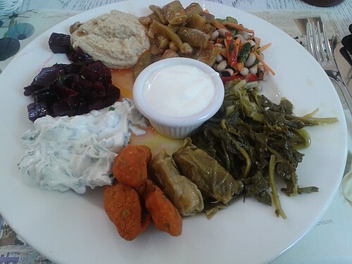الطعام النباتي التركي zeytinyağlı
