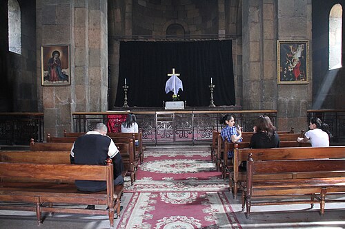 كنيسة القديسة غايان من الداخل