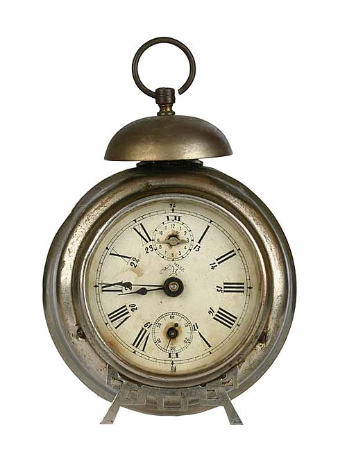 ساعة منبه جوزة الطيب وحركة W10، جونغانس، حوالي عام 1890 (رقم الجرد 2010-021)