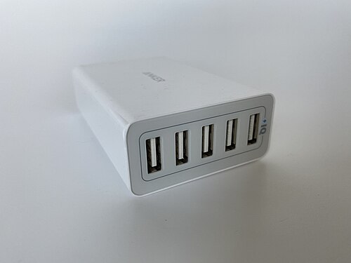 شاحن Anker PowerPort، شاحن USB سريع مزود بـ 5 منافذ