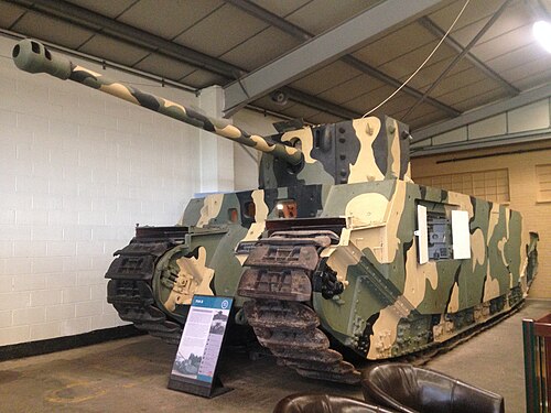 دبابة TOG II البريطانية من متحف الدبابات