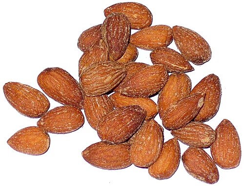 اللوز المدخن