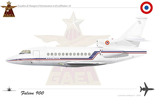 داسو فالكون 900