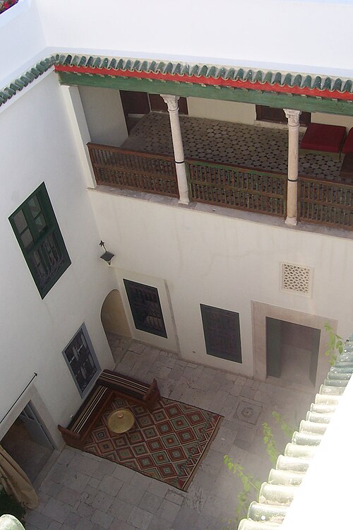 القاعة