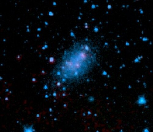 UGC 5423 / M81 قزم B من تلسكوب سبيتزر الفضائي بالأشعة تحت الحمراء