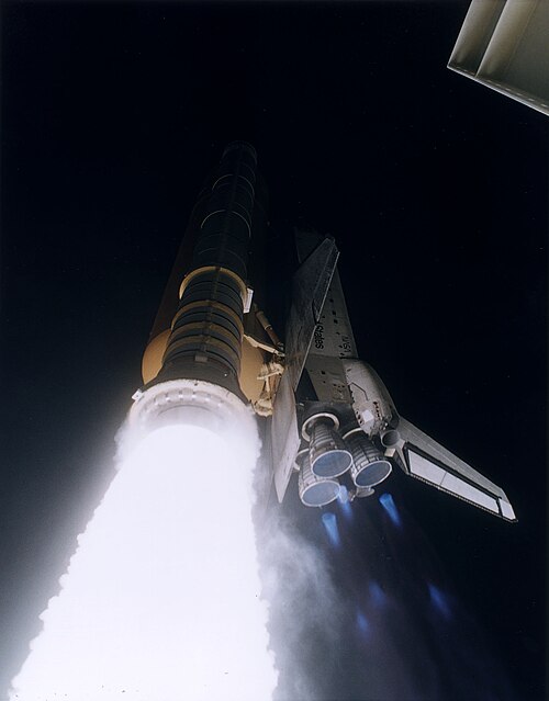 إطلاق مهمة STS-79