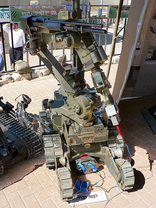 روبوت RemoTec ANDROS EOD.