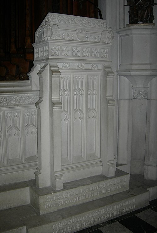 المنصة والإغلاق (1909).