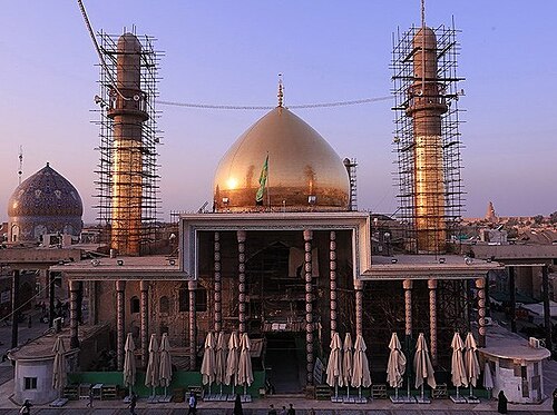مرقد العسكري في عام 2017، أعيد بناؤه جزئياً بعد التفجيرات