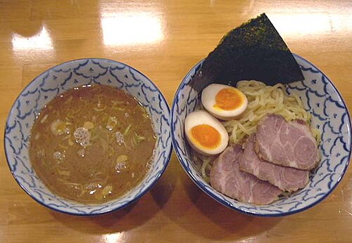 تسوكيمن غمس رامين