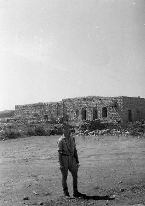 المالكية، 1948. مسعف من كتيبة يفتاح في المقدمة.