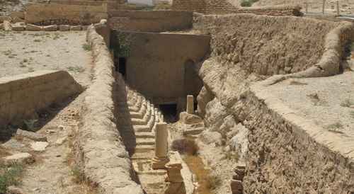 نبع سابق، مع درجات