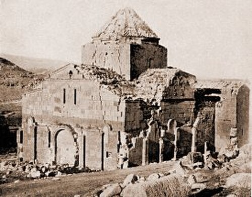 كنيسة تيكور قبل الزلزال الذي وقع عام 1912