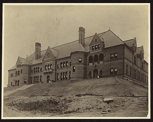 مكتبة عام 1900