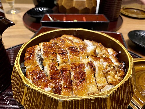 طبق أرز مع ثعبان البحر المشوي، ناغويا، اليابان