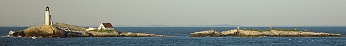 جزيرة وايت (يسار) وجزيرة سيفي (يمين) عند المد العالي، 2006