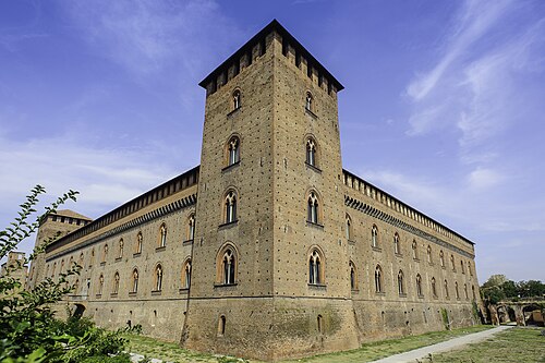 Visconti Castle, 1360–1365, Pavia
