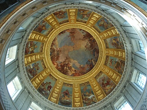 داخل كنيسة فندق des Invalides