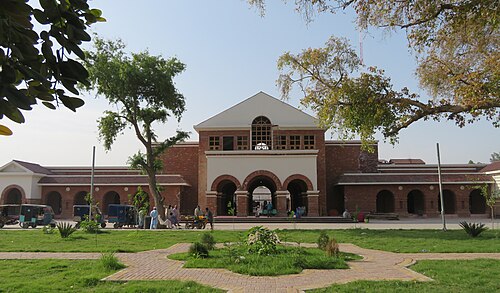 محطة سكة حديد ساهيوال
