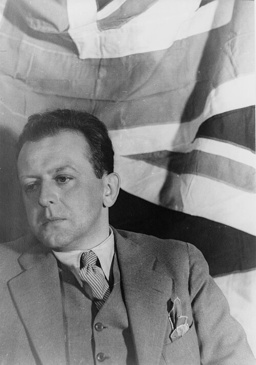 كولين ماكفي، 1935