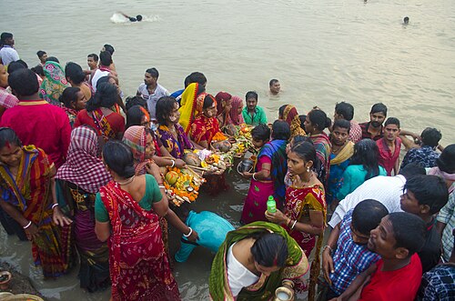 احتفال Chhath Puja في Azimganj