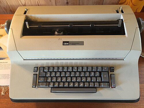 محطة طباعة IBM 2741