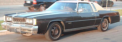 1975 أولدزموبيل تورونادو