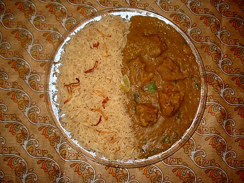 Dhansak طبق بارسي مشهور من ولاية غوجارات