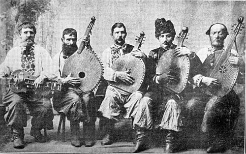 ليرنيك الأوكرانية مع كوبزارس، أوختيركا، 1911