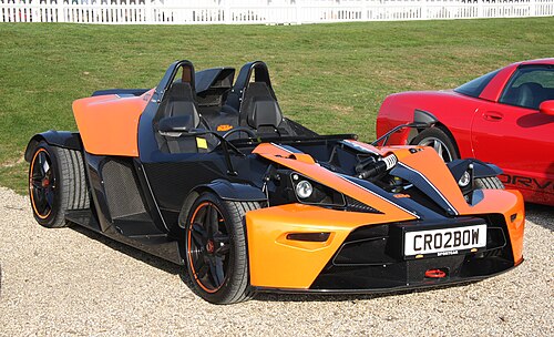 سيارة KTM X-Bow الرياضية ذات العجلات المكشوفة والمرخصة للسير على الطرق