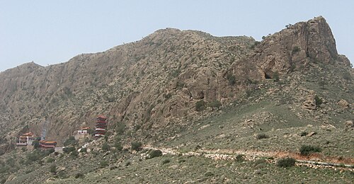 دير ألكسا الغربي (الشاع بارون حيد) بني عام 1756