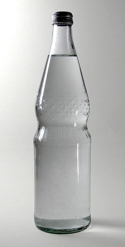 زجاجة عادية