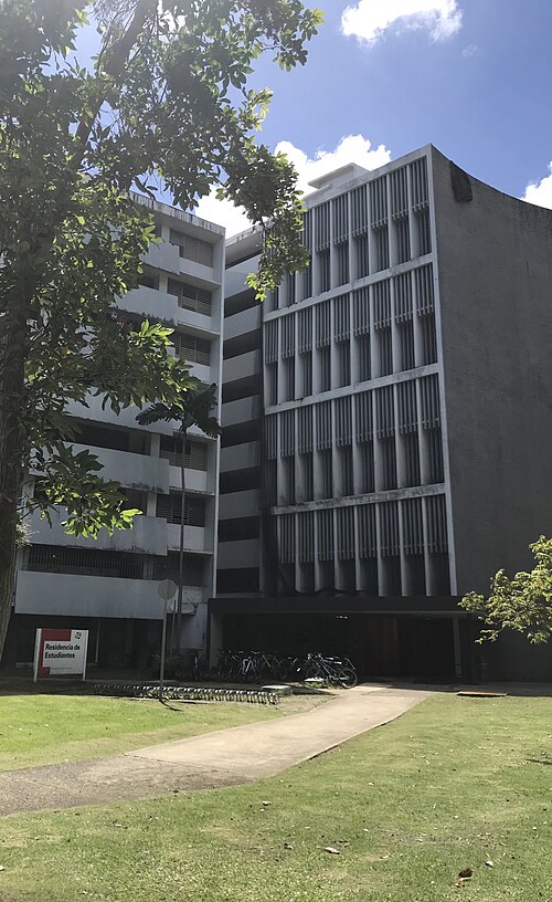 قاعة سكن Residencia de Señoritas (1960) في UPR، ريو بيدراس