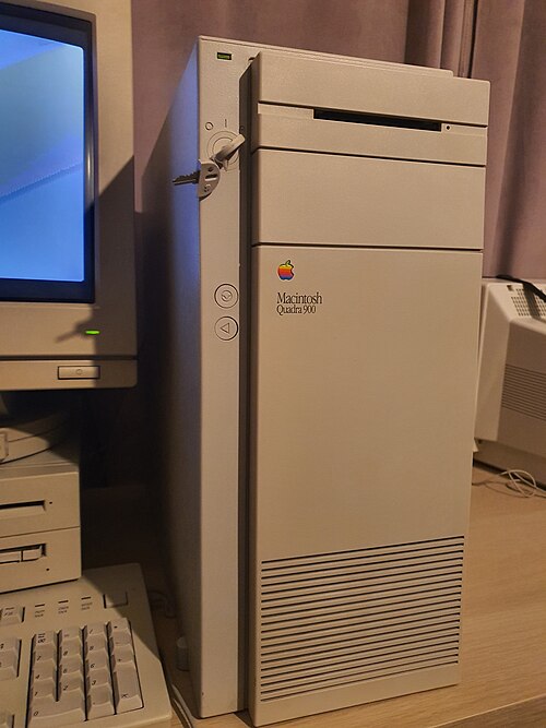 ماكنتوش كوادرا 900، تم إطلاقه في 21 أكتوبر 1991